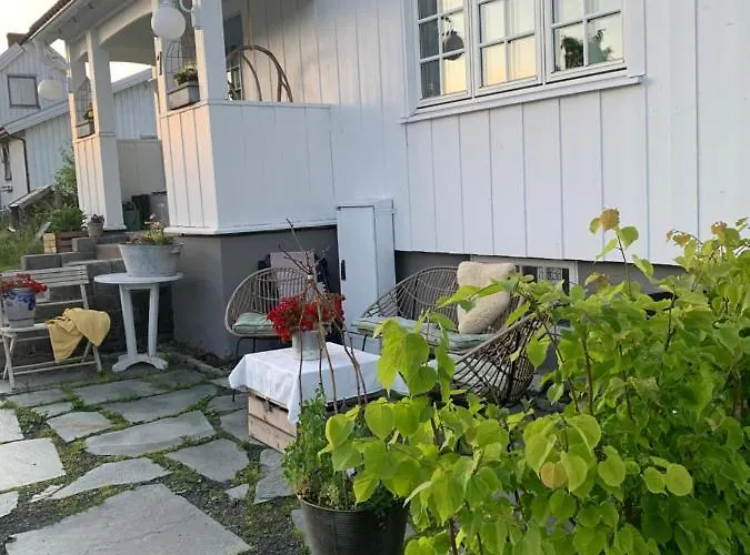 The Gingerbread House *